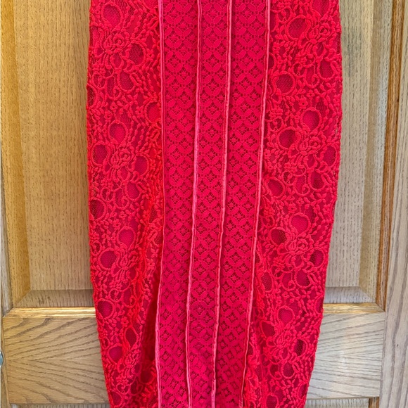 Bebe Red Mixed Lace Pattern Dress Size 6 - Picture 3 of 9